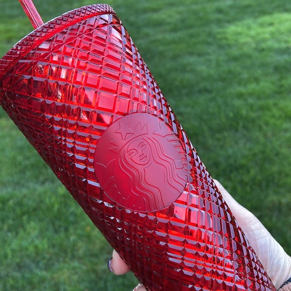 NWT 2021 Red Starbucks 24oz textured tumbler - Picture 2 of 5